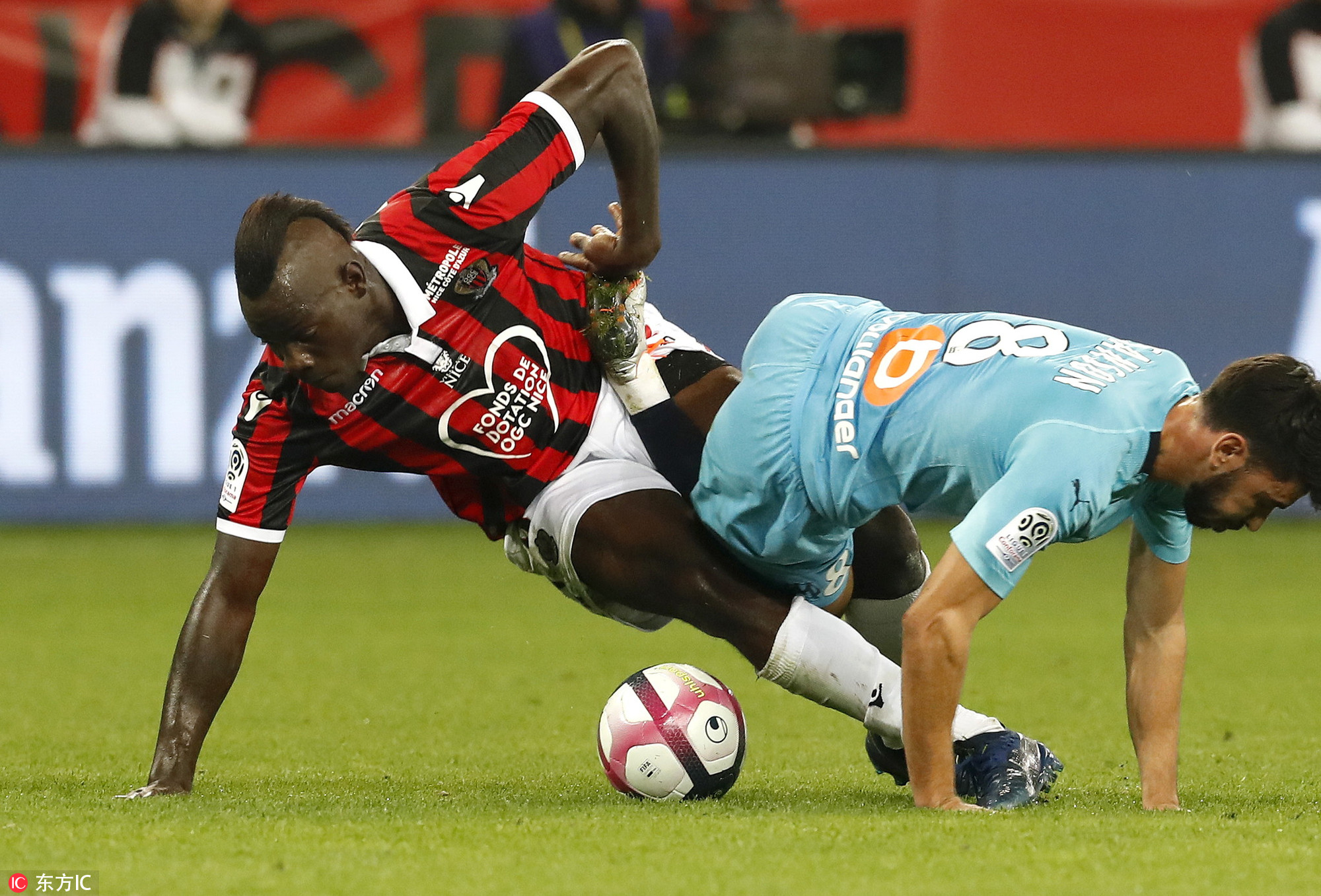  转折点阿斯顿维拉扳平良机；法甲清晨攻防权衡；压力陡增；临场指挥获称赞-开云kaiyun官网登录