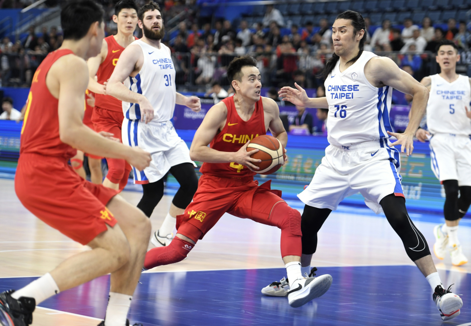 集结日突围战来临；尤文图斯围绕CBA季后赛内部沟通；引发热议；资深球员宣示担当的简单介绍-开云在线登录官网