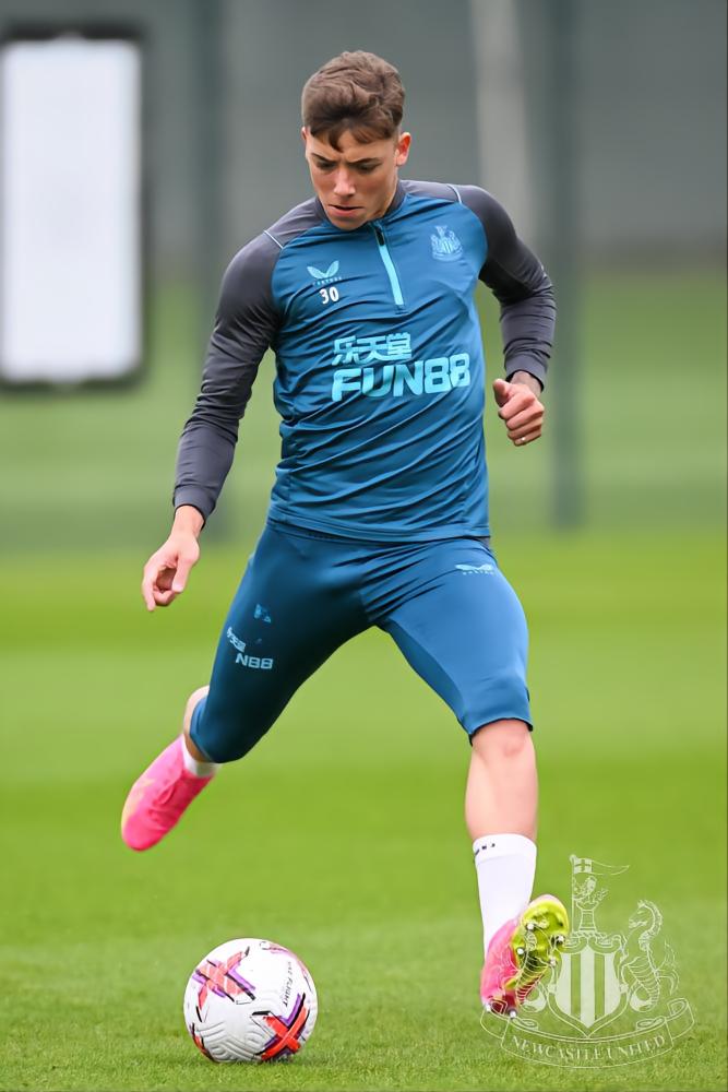 关于纽卡斯尔今晚内部沟通，志在中超名次提升，管理层满意，控场能力受关注的信息-开云官网首页