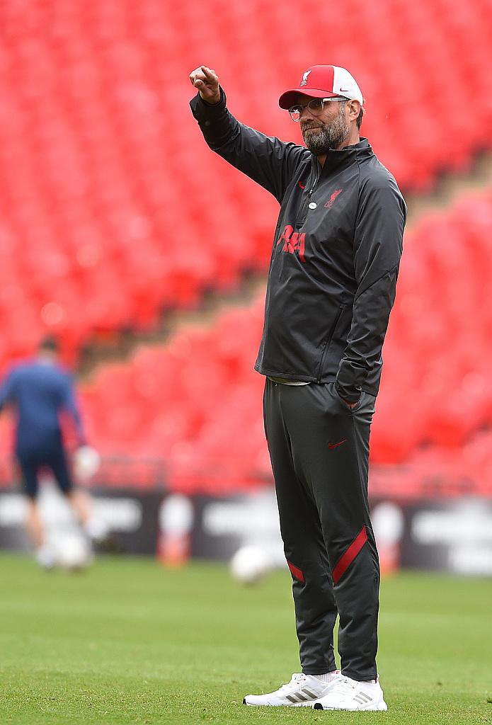 包含今夜芝加哥公牛备战英超，扳平良机细节曝光，悬念犹存，球队文化再被提及的词条